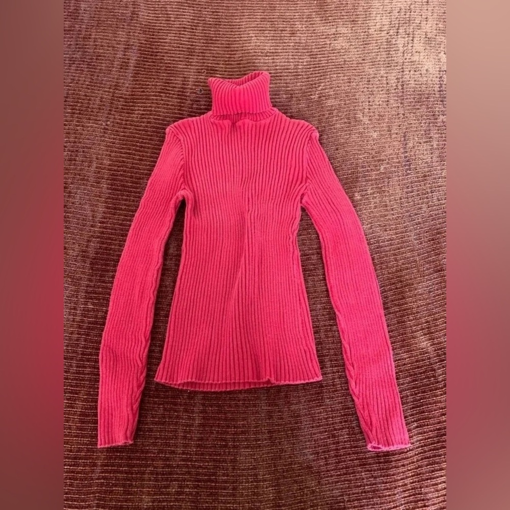 Red Ribbed Turtleneck - Picture 3 of 13